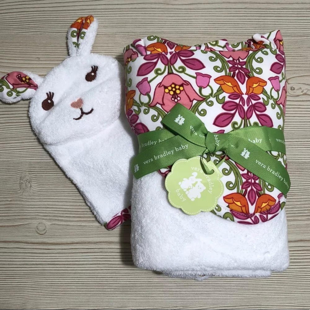 Vera Bradley *RARE* Lilli Bell Baby Bath Towel Set